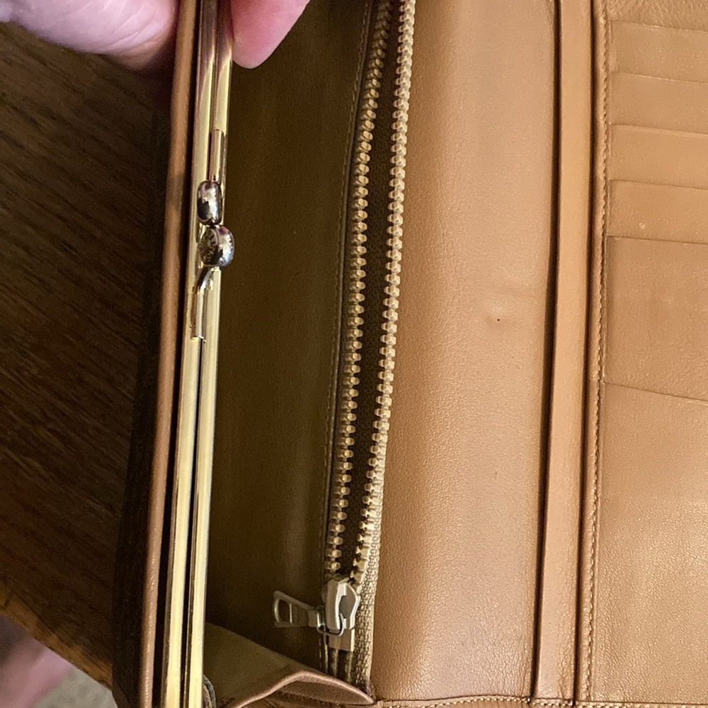 Celine Triomphe Monogram Kiss-Lock Wallet Vintage w/Crossbody Chain - Picture 6 of 14